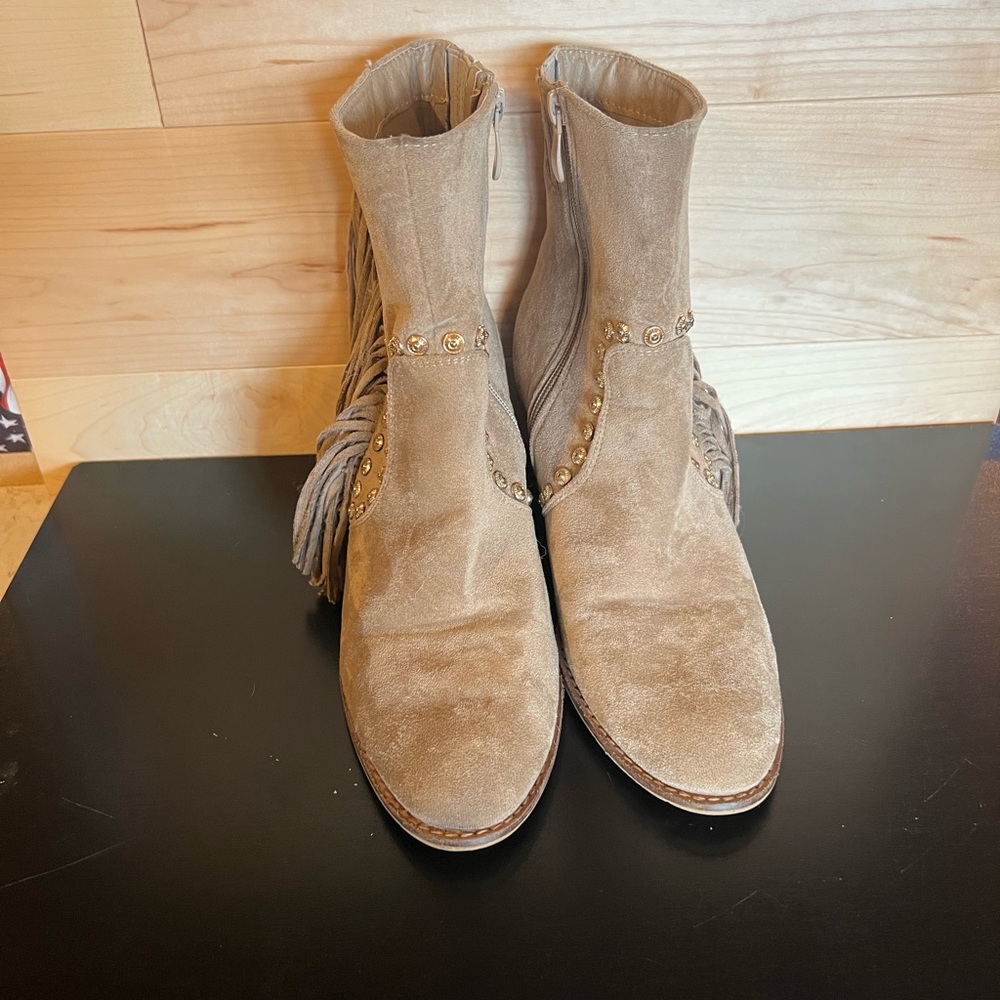 Booties - Picture 2 of 8
